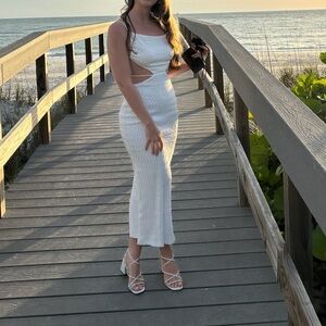 Sabo Skirt Backless Maxi Dress